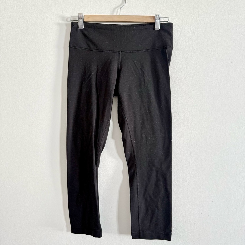 Lululemon • Black Leggings